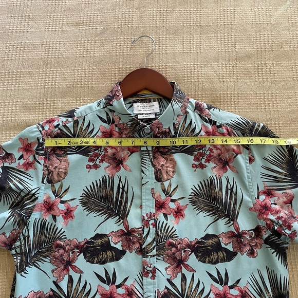 Denim and Flower “Hawaiian” Shirt - Picture 2 of 7